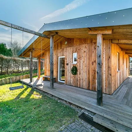 In With Garden Views, Cleaning Included