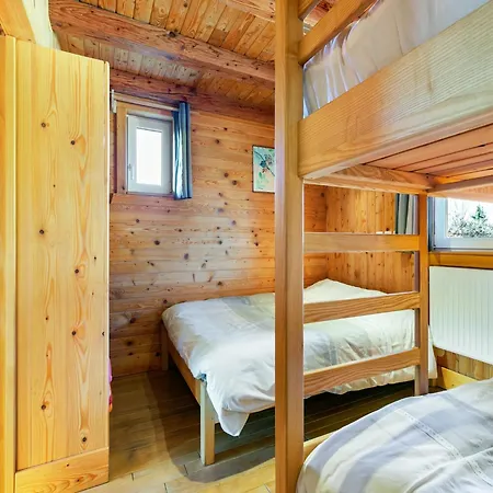 In With Garden Views, Cleaning Included *